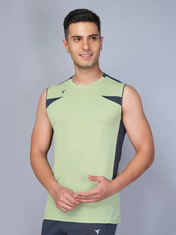 Men Colorblock Slim Fit Crew Neck Innerwear Vest with TECHNO COOL
