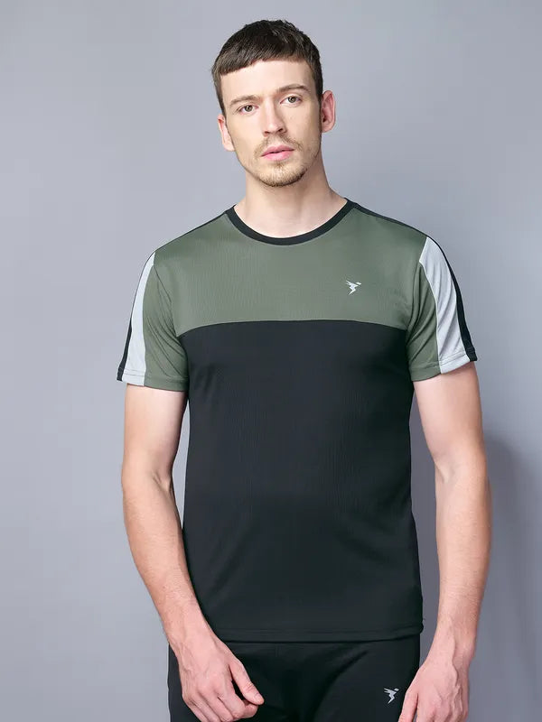 Men Colorblock Slim Fit Crew Neck T-shirt with TECHNO COOL