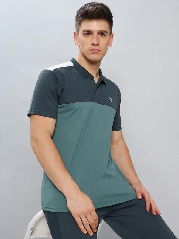Men Colorblock Slim Fit Polo T-shirt with TECHNO COOL+