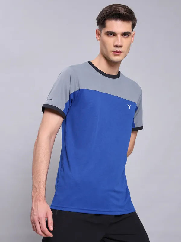 Men Colorblock Slim Fit Crew Neck T-shirt with TECHNO COOL+
