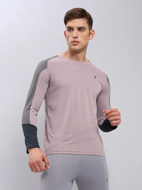 Men Colorblock Slim Fit Crew Neck T-shirt with TECHNO COOL+