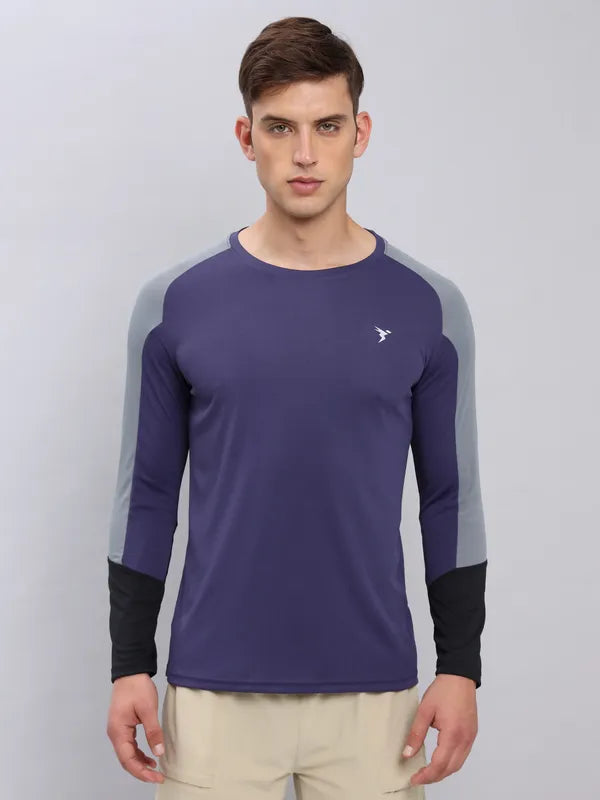 Men Slim Fit Crew Neck T-shirt with Techno Cool+