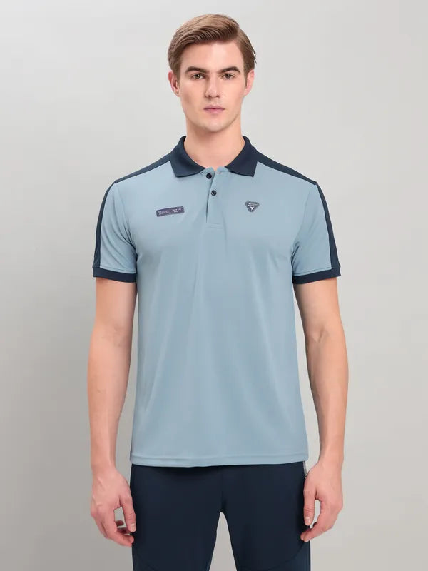 Men Colorblock Slim Fit Polo T-shirt with TECHNO COOL+