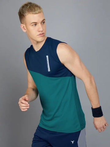 Men Colorblock Slim Fit Crew Neck Innerwear Vest with TECHNO COOL+
