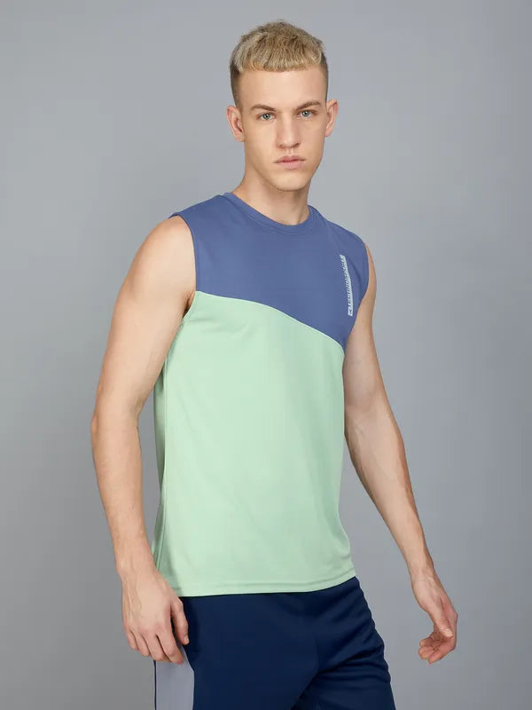 Men Colorblock Slim Fit Crew Neck Innerwear Vest with TECHNO COOL+