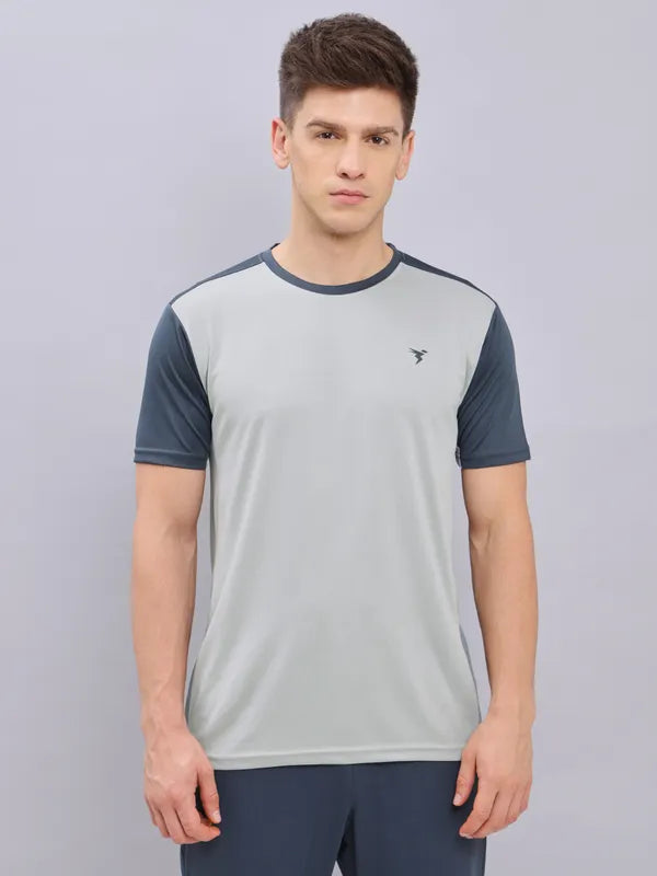 Men Colorblock Slim Fit Crew Neck T-shirt with TECHNO COOL+