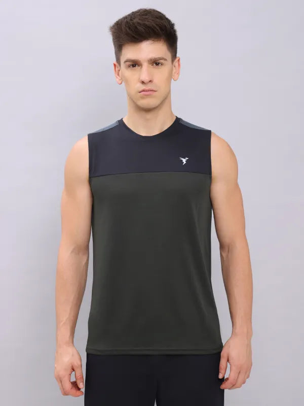 Men Colorblock Slim Fit Crew Neck Innerwear Vest with TECHNO COOL+