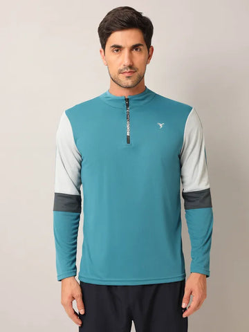 Men Colorblock Slim Fit Mock Neck T-shirt with TECHNO COOL+