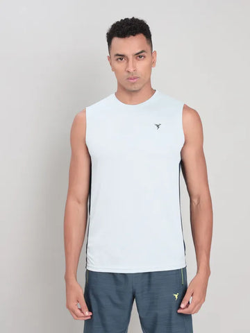 Men Solid Slim Fit Crew Neck Innerwear Vest with TECHNO COOL+