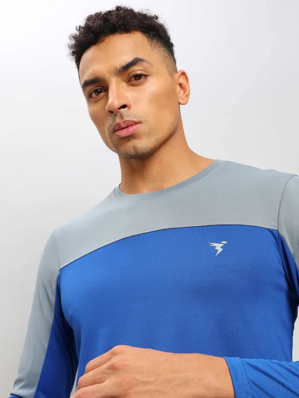 Men Colorblock Slim Fit Crew Neck T-shirt with TECHNO COOL+