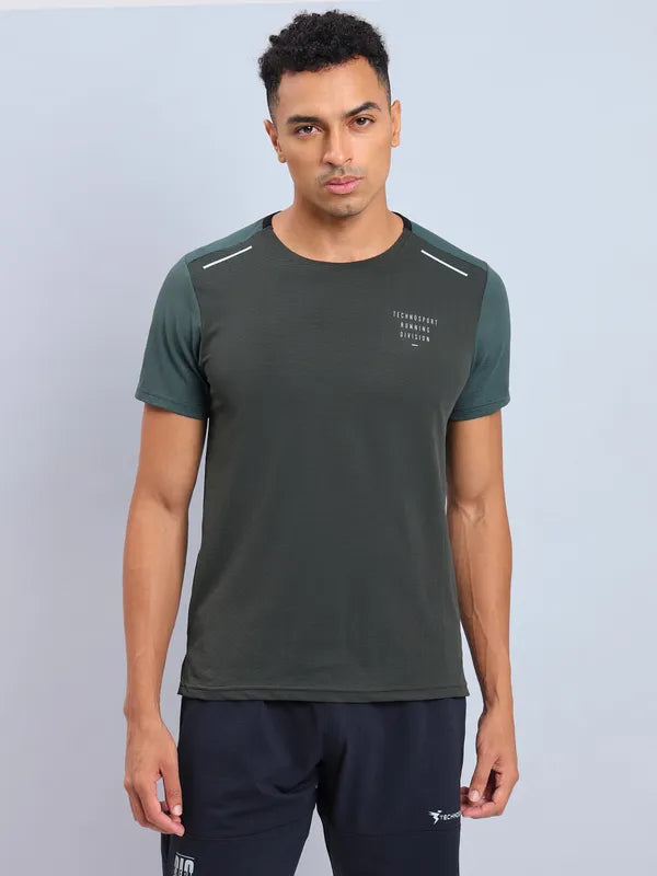 Men Solid Slim Fit Crew Neck T-shirt with ELASTO PLUS