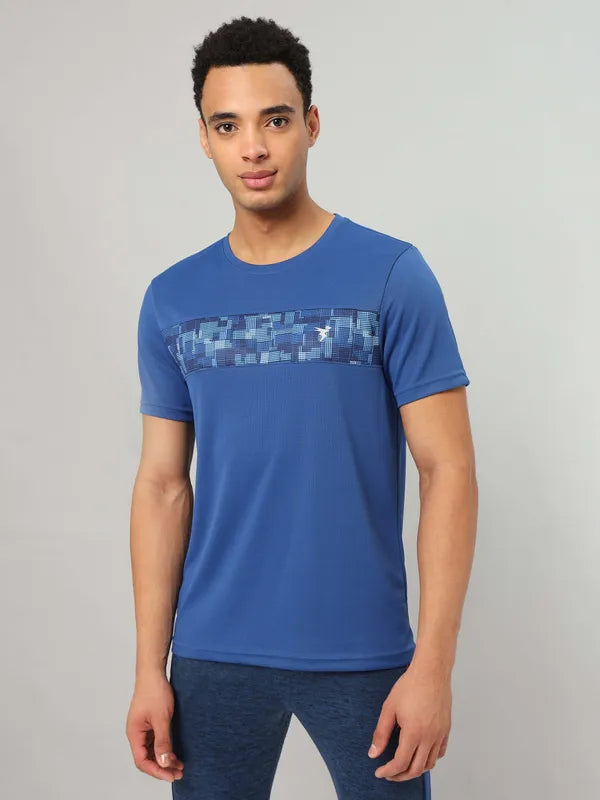 Men Printed Slim Fit Crew Neck T-shirt with TECHNO COOL+