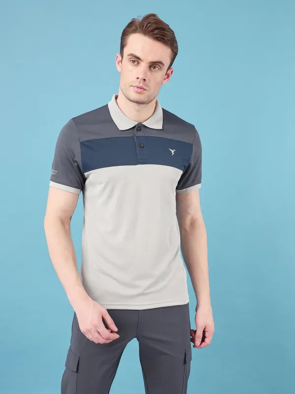Men Colorblock Slim Fit Polo T-shirt with TECHNO COOL+