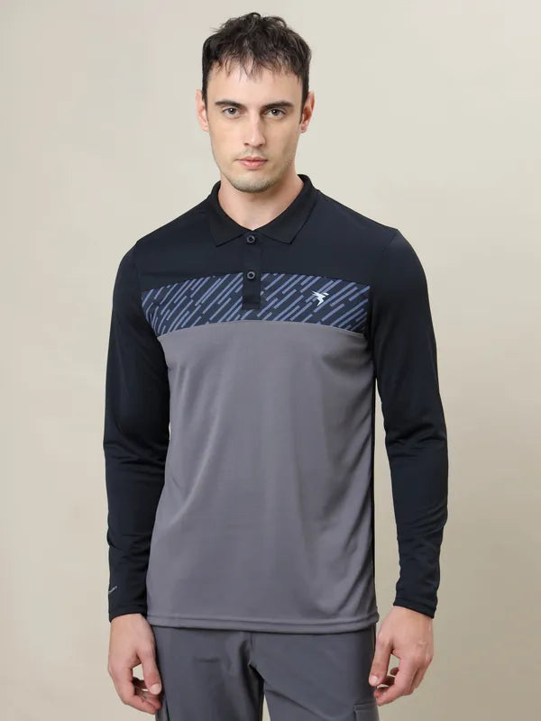 Men Colorblock Slim Fit Polo T-shirt with TECHNO COOL+