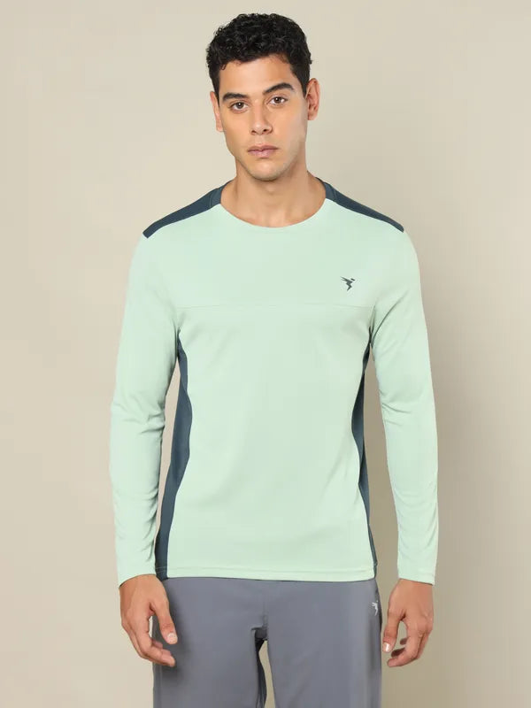 Men Colorblock Slim Fit Crew Neck T-shirt with TECHNO COOL+