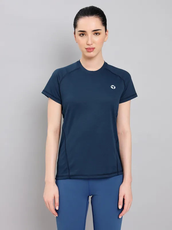 Women Solid Slim Fit Crew Neck T-shirt with TECHNO COOL+