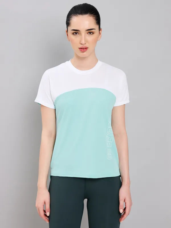 Women Colorblock Slim Fit Crew Neck T-shirt with TECHNO COOL+