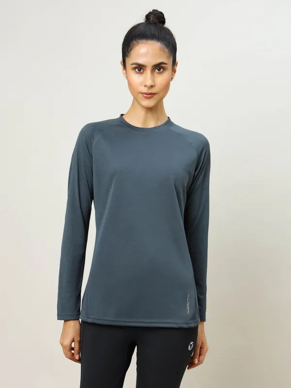 Women Solid Slim Fit Crew Neck T-shirt with TECHNO COOL+