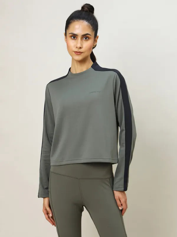 Women Colorblock Slim Fit Crew Neck Pullover with ELASTO PLUS